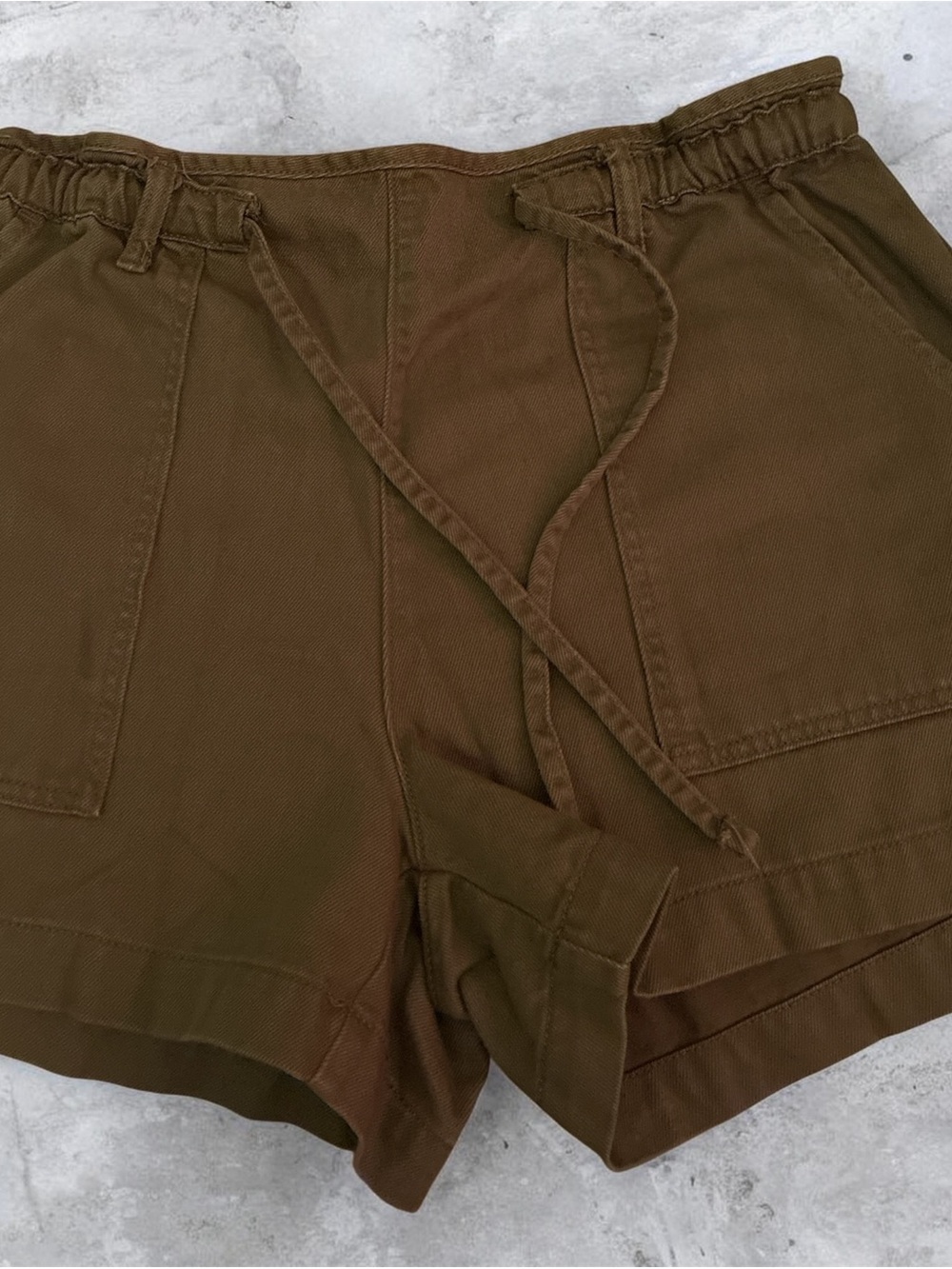 Time and Tru Olive Brown Cargo Shorts with Drawstring